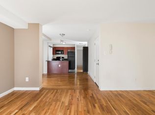 516 S 7th St #B, Philadelphia, PA 19147