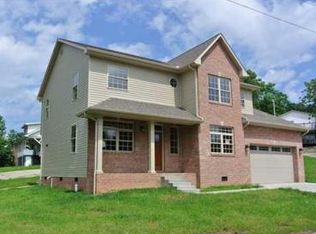 227 Oakwood Rd, Charleston, WV 25314