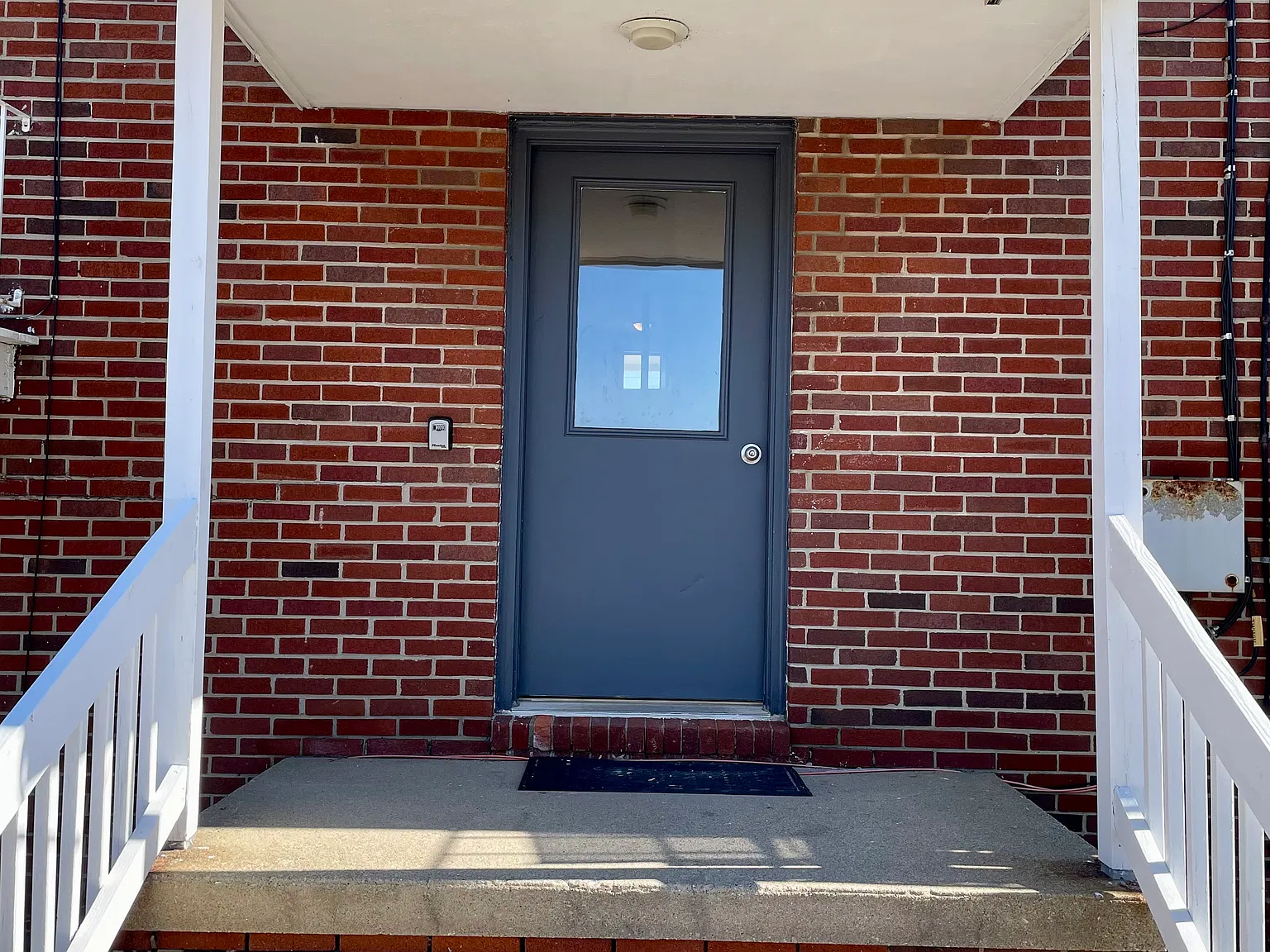 2 bed, 900 sqft, $875 — Photo 1