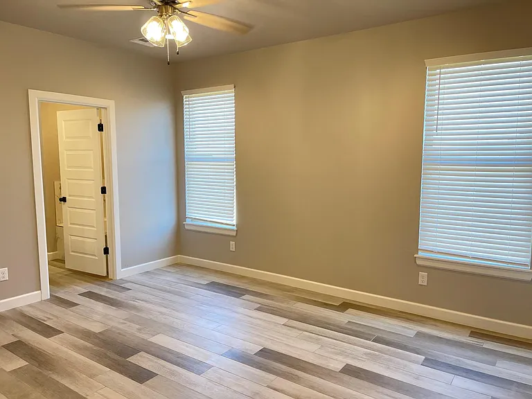 2603 Cloud Nine Cres — Photo 12
