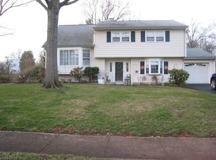 348 Perrine Ave, Piscataway, NJ