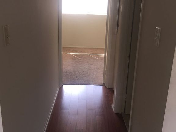 4th image of 10135 Hillhaven Ave APT 103