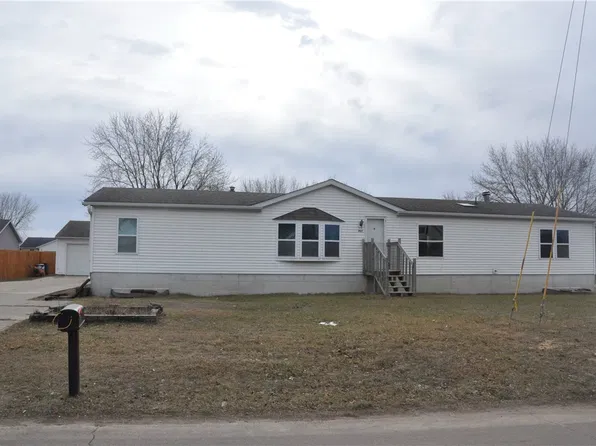 907 E Broadway Street, Blair, WI 54616