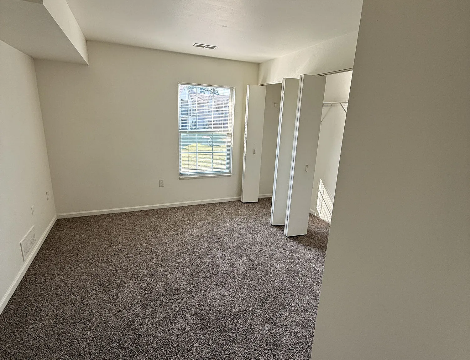 Cedarshores Apartments — Photo 1