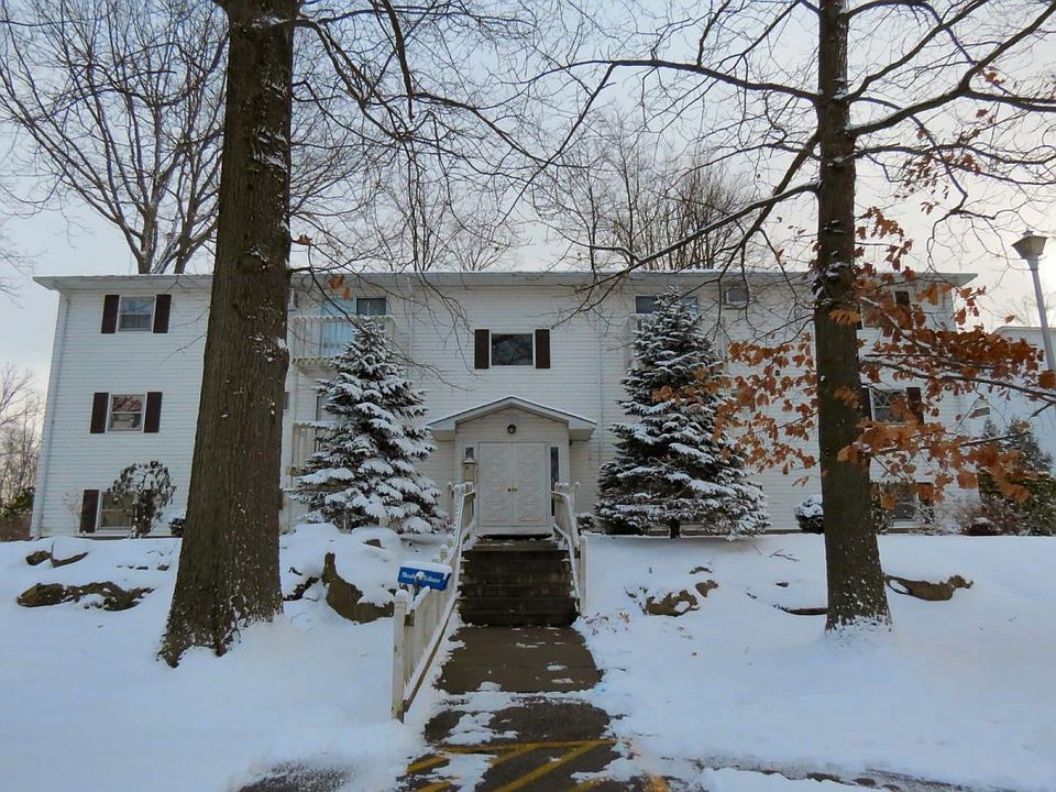 1st image of 12878 Raymond Dr APT 3C