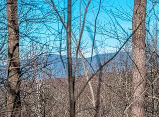 136 Saint Andrews Way, Ellijay, GA 30536
