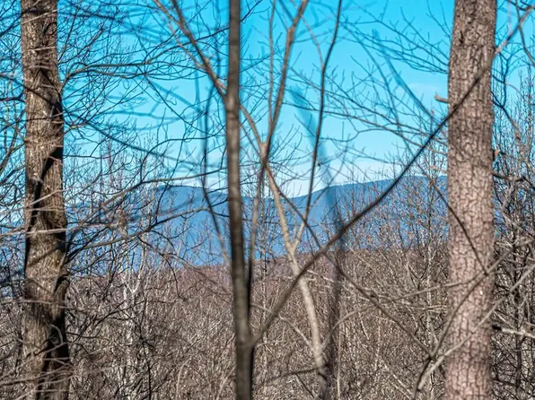 136 Saint Andrews Way, Ellijay, GA 30536