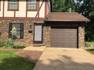 5 Holloway Dr #A, Collinsville, IL 62234