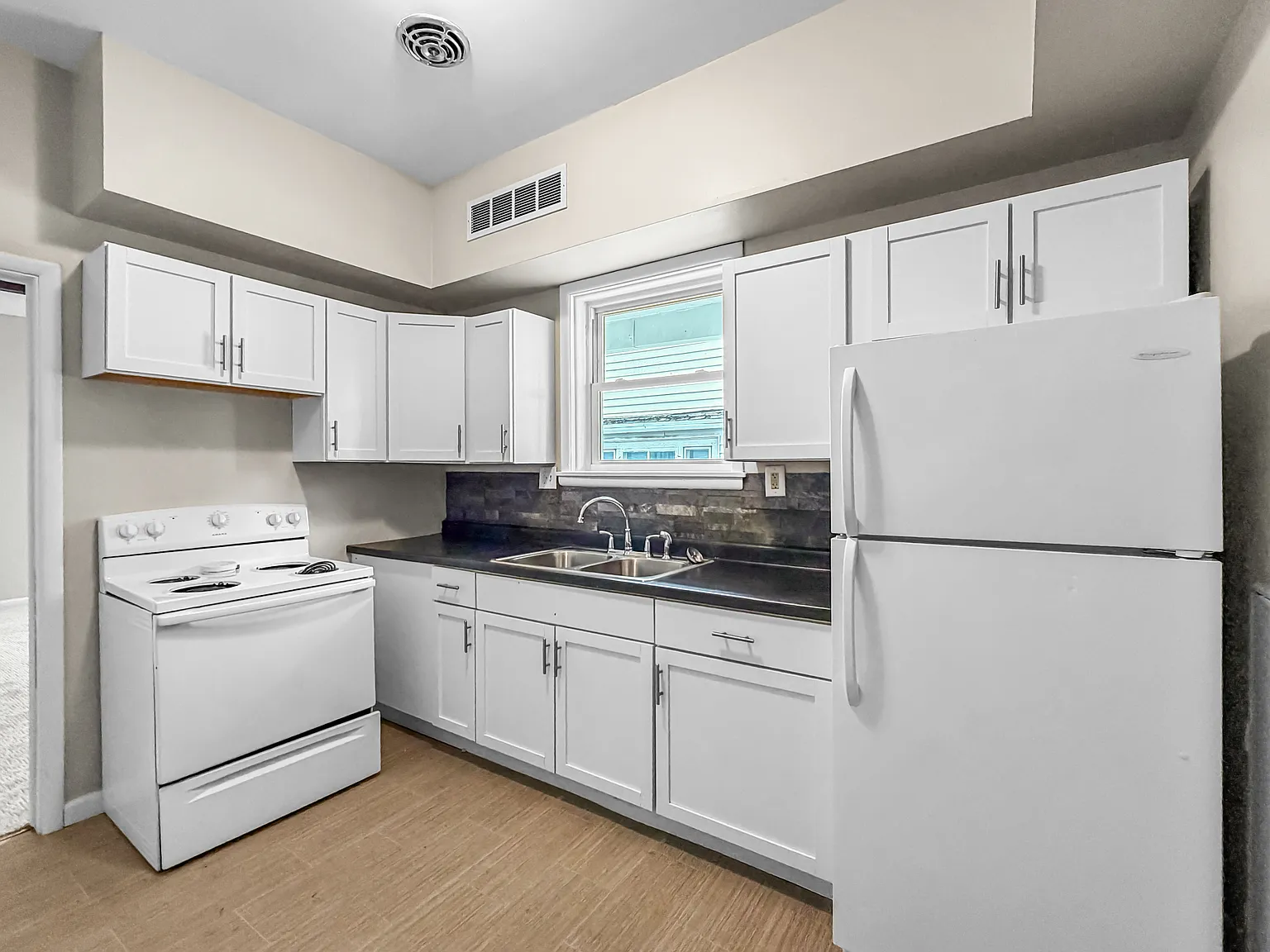 1 bed, 500 sqft, $815 — Photo 4