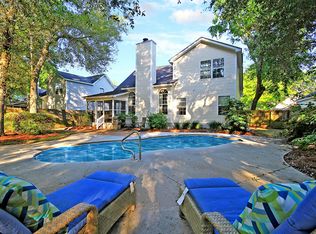 631 Majestic Oak Dr, Charleston, SC 29412