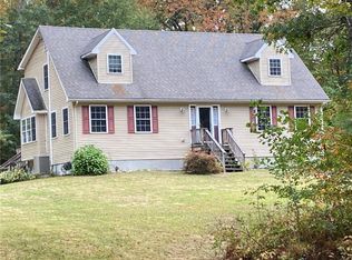 50 Howard Hill Rd, Foster, RI 02825