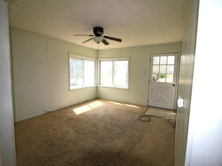 22445 Frontage Rd #C — Photo 10