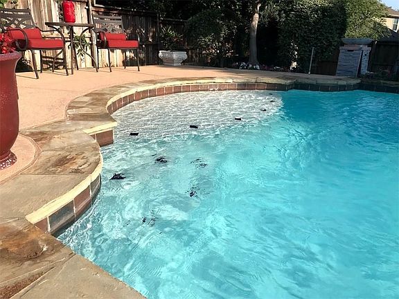 5th image of 4812 Bob Wills Dr
