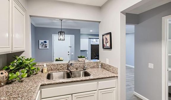 5th image of 7932 Mission Center Ct Unit K