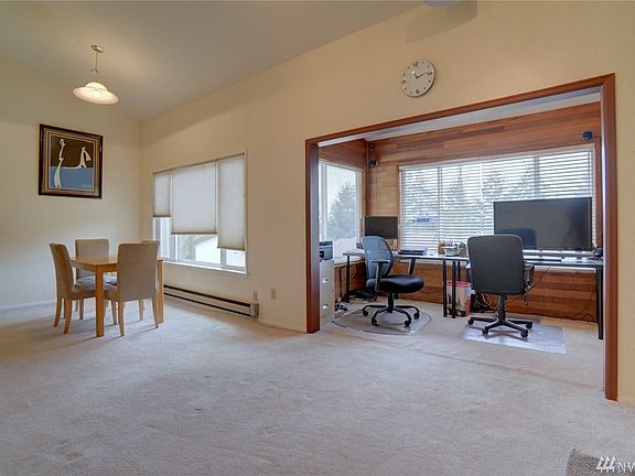 4th image of 706 136th Pl NE APT C6