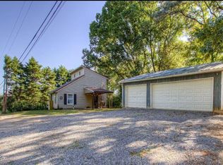 3404 Pink Hatcher Ln, Louisville, TN 37777