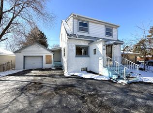 4040 Rose Ave, Lyons, IL