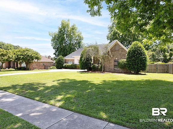 2nd image of 9005 Lake View Dr
