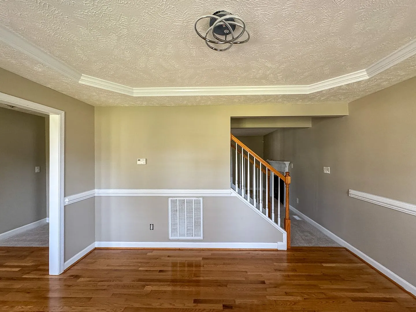 4 Bed 2.5 Bath Home with Fenced Backyard — Photo 4