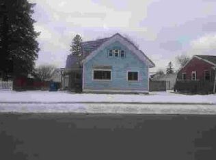 813 1st St, Kewaunee, WI 54216