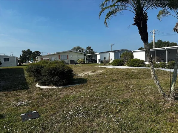 206 Schooner St, North Port, FL 34287