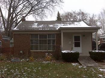 1st image of 24648 Roanoke Ave