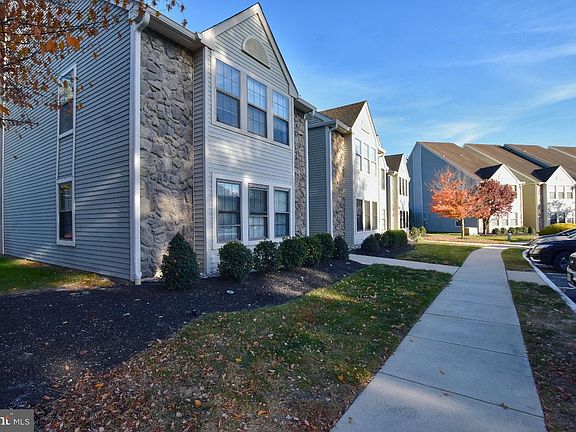 2nd image of 1 Sheffield Dr