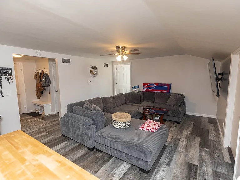 1606 Main Rd #A — Photo 2