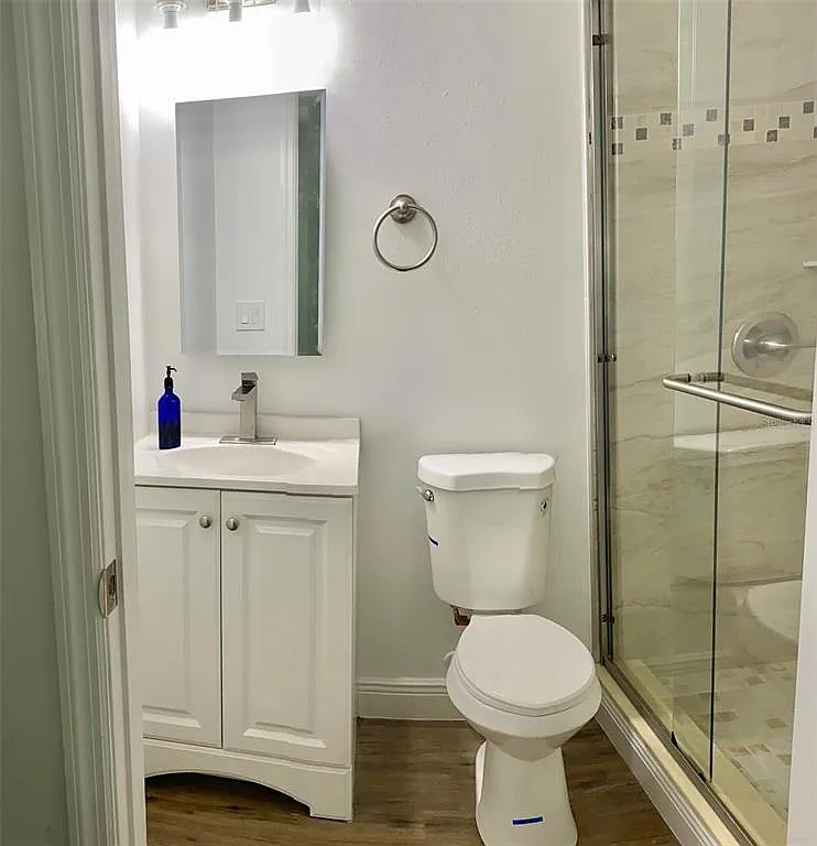 1 bed, 1.0 bath, 500 sqft, $1,100 — Photo 2