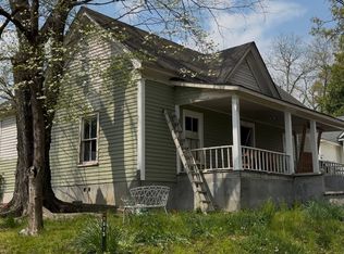 1013 Avenue D NW, Rome, GA 30165