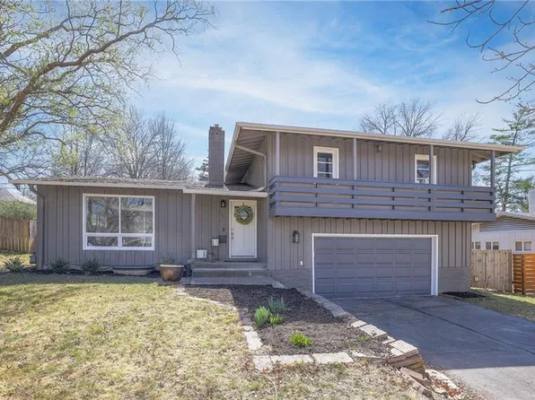 5807 W 77th Ter, Prairie Village, KS 66208