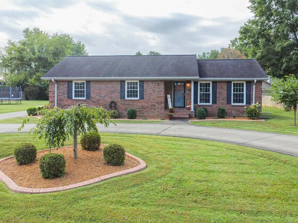 110 Kimberly Dr, Paducah, KY 42001