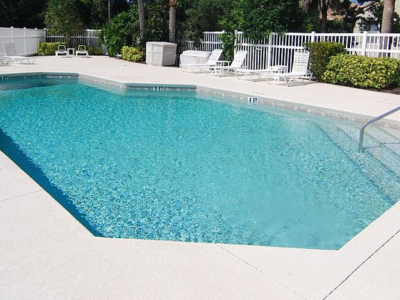 2nd image of 8066 Kingswood Way