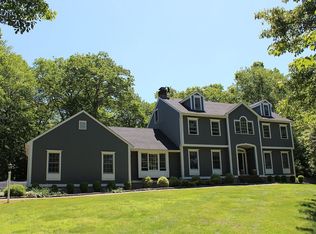 82 Genesee Ln, Madison, CT 06443