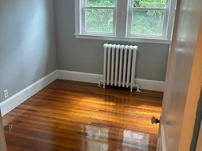 350 Plain St #2 — Photo 5