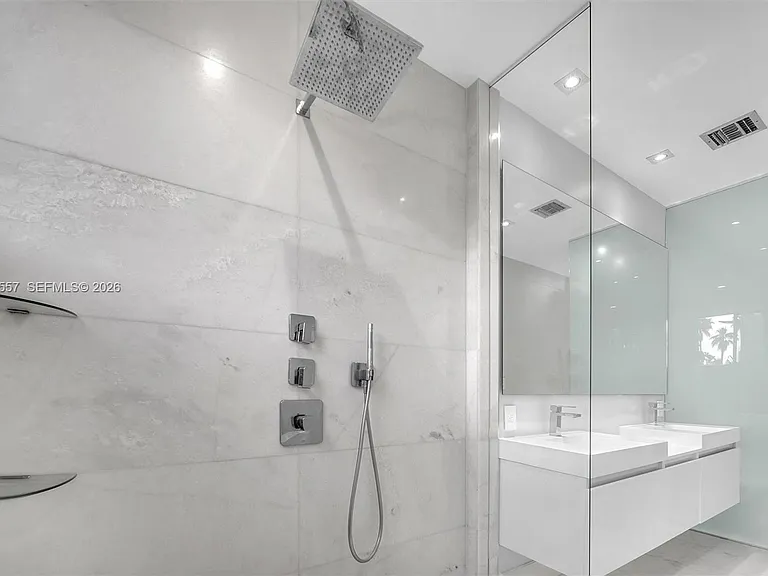 21391 Marina Cove Cir #14-K — Photo 27