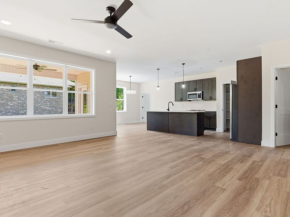 1st image of 4423 S Reed Ave #W1