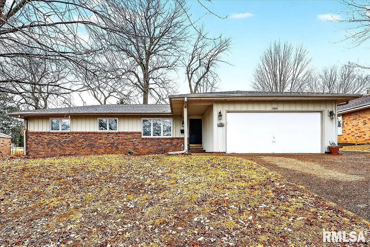 1823 Highwood Ave photo 1