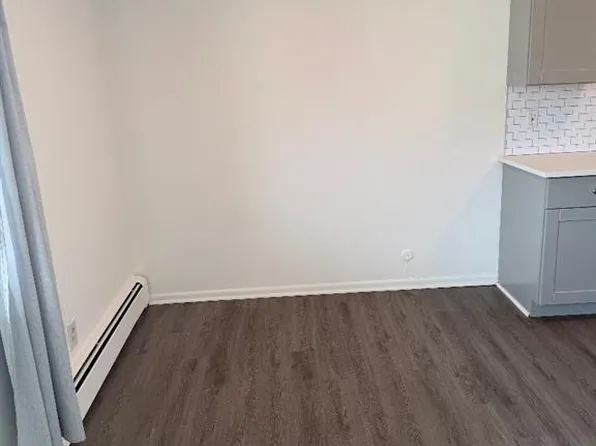 206 Riverview Pl, Cliffside Park, NJ