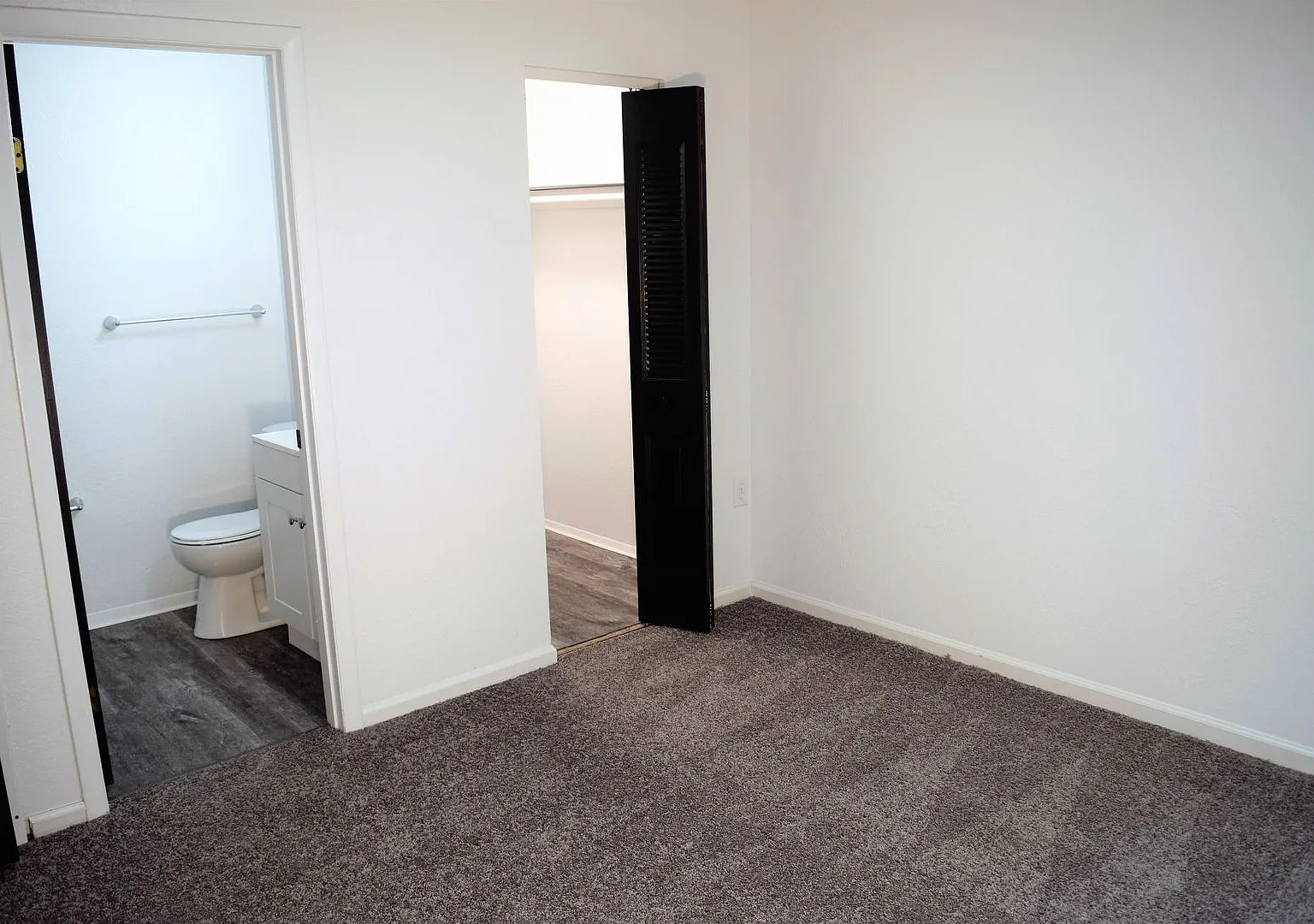 1 bed, 488 sqft, $895 — Photo 2