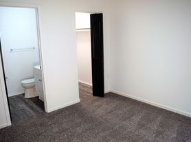 207 Valley Ave, New Brighton, PA