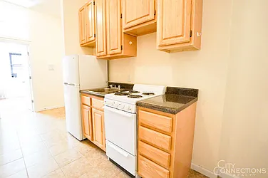 Rented by City Connections Realty