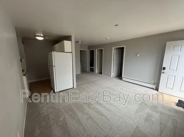 6701 Laird Ave APT 1, Oakland, CA 94605