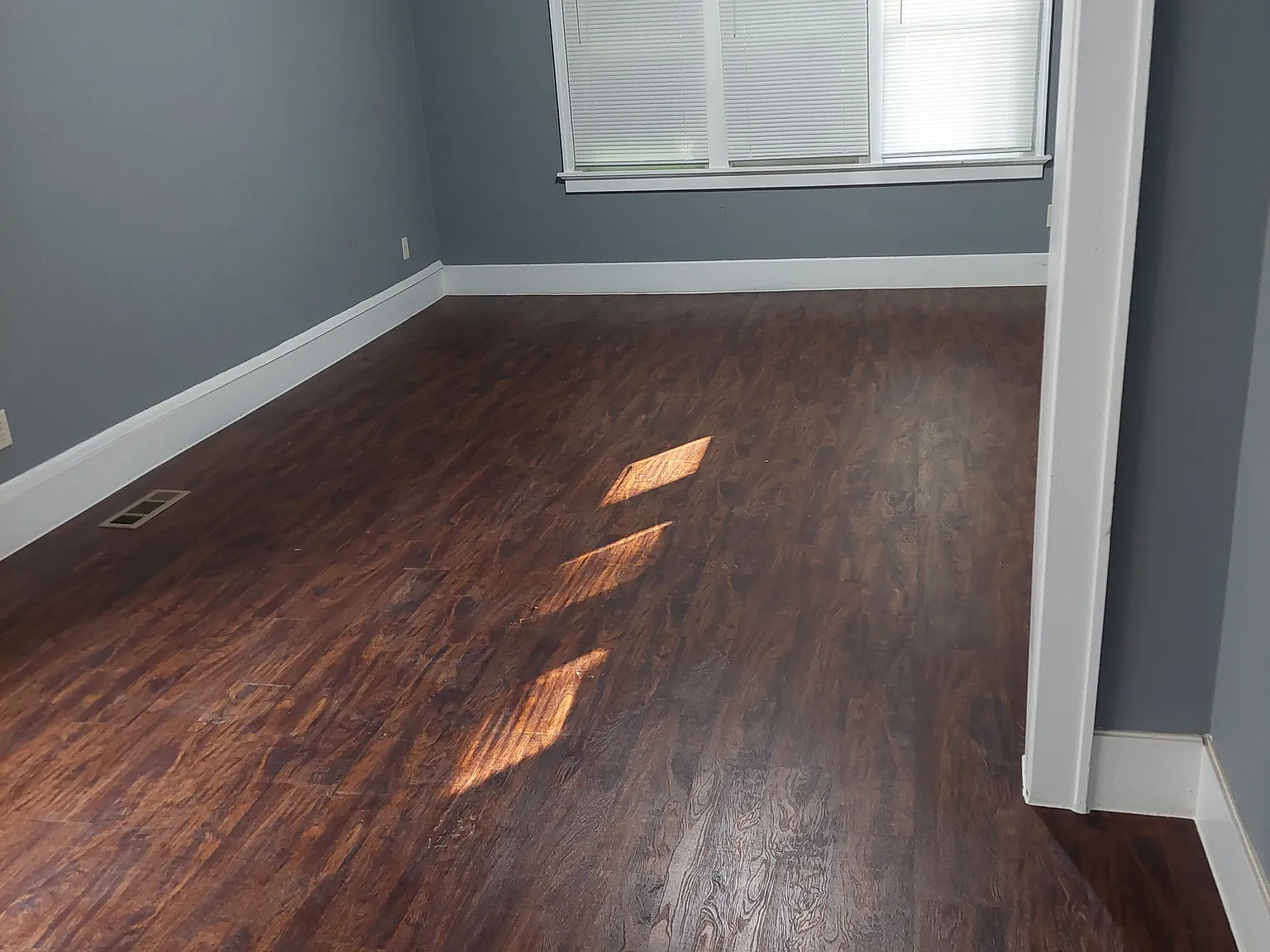 4 bed, 1316 sqft, $1,600 — Photo 4