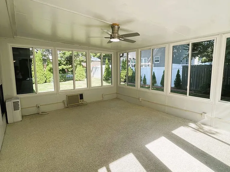 10437 Cable Ave — Photo 21