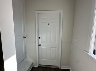 71 Hamlet Ave #3R, Woonsocket, RI 02895