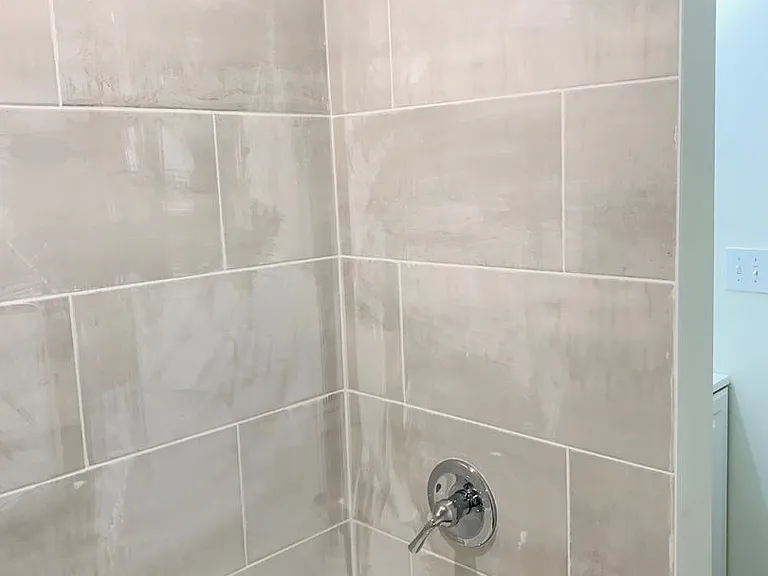 364 Brooks Ave SW — Photo 8