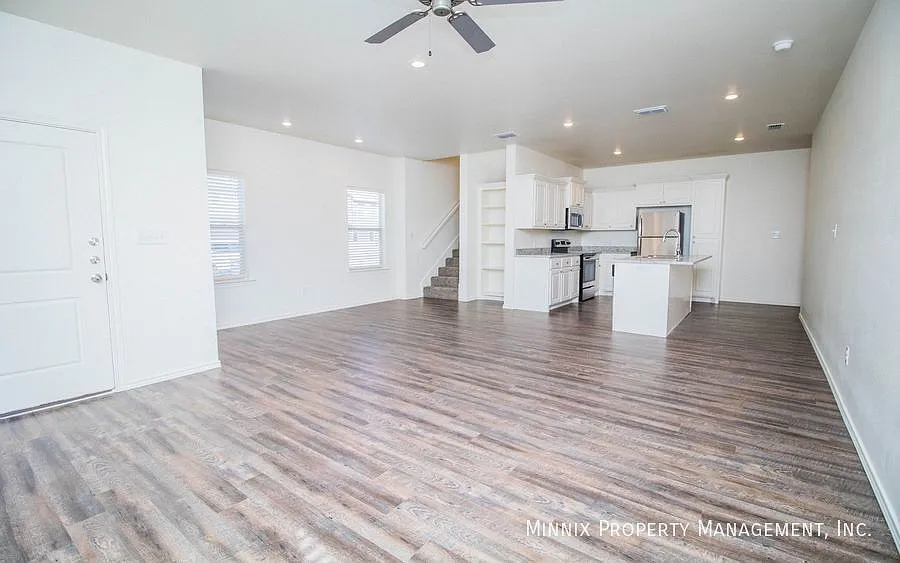 Frenship ISD | 3 bedroom/ 2 bath | 6902 20th Street — Photo 3