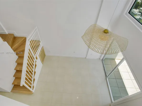 1528 Brickell Ave APT 211, Miami, FL 33129