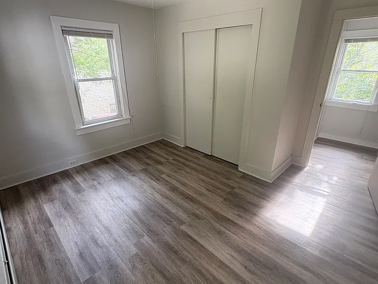 111 Cliff St — Photo 10